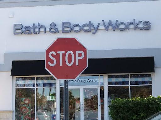 Shopping Mall «Colonial Plaza Mall», reviews and photos, 601 N Bumby Ave, Orlando, FL 32803, USA