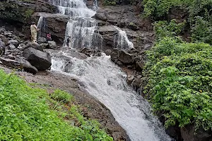 Changewadi Twin Waterfalls image
