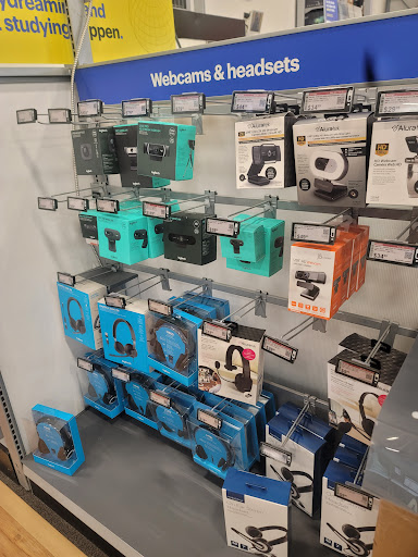 Electronics Store «Best Buy», reviews and photos, 32320 John R Rd, Madison Heights, MI 48071, USA