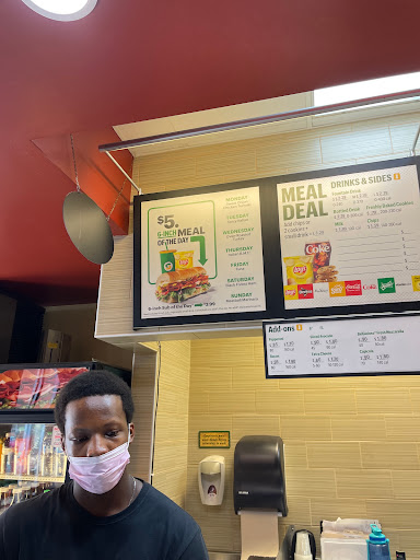 Sandwich Shop «Subway Sandwiches», reviews and photos, 6800 N 95th Ave #865, Glendale, AZ 85305, USA