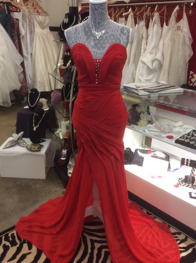 Bridal Shop «Scarlet Bridal Boutique», reviews and photos, 274 Goodman St N b135, Rochester, NY 14607, USA