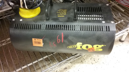 Thrift Store «Goodwill Store & Donation Center», reviews and photos, 4131 E Dundee Rd, Northbrook, IL 60062, USA