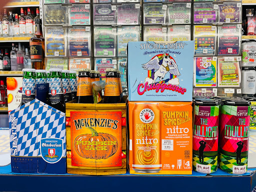 Liquor Store «Main Street Liquor», reviews and photos, 243 E 14 Mile Rd, Clawson, MI 48017, USA