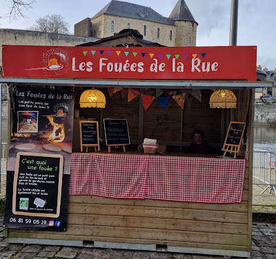 Les Fouées de la Rue à Mayenne