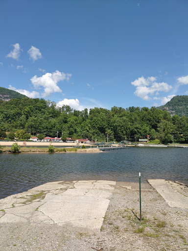 Liquor Store «ABC Liquor Store Lake Lure», reviews and photos, 2654 Memorial Hwy, Lake Lure, NC 28746, USA