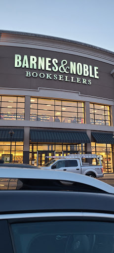 Book Store «Barnes & Noble», reviews and photos, 55 Parsonage Rd, Edison, NJ 08837, USA