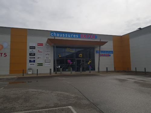 Chaussures Orper à Aouste-sur-Sye