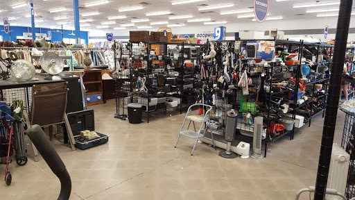 Thrift Store «Hayden & Raintree Goodwill Retail & Donation Center», reviews and photos, 8053 E Raintree Dr, Scottsdale, AZ 85260, USA