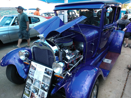 Chevrolet Dealer «Lynn Smith Chevrolet», reviews and photos