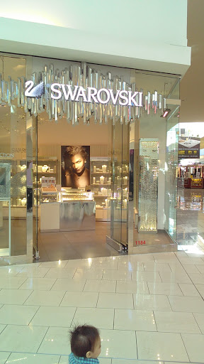 Shopping Mall «Cherry Hill Mall», reviews and photos, 2000 NJ-38, Cherry Hill, NJ 08002, USA