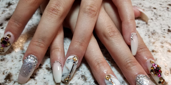 Onyx Nails