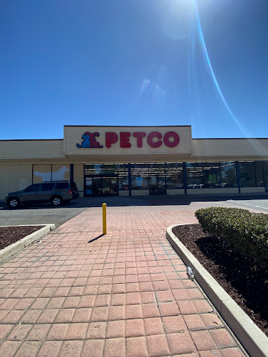 Pet Supply Store «Petco Animal Supplies», reviews and photos, 3384 Tyler St, Riverside, CA 92503, USA