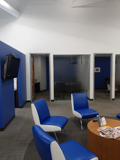 Used Car Dealer «iDeal Auto Imports», reviews and photos, 7980 Wallace Rd, Eden Prairie, MN 55344, USA