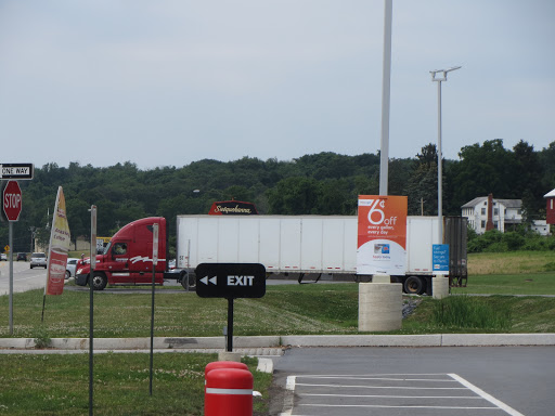 Truck Stop «Liberty Travel Plaza», reviews and photos, 3298 Susquehanna Trail, Duncannon, PA 17020, USA