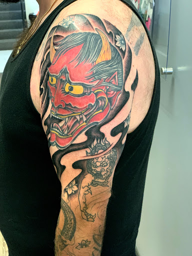 Tattoo Shop «Palace Art Tattoo», reviews and photos, 1779 Thousand Oaks Blvd, Thousand Oaks, CA 91362, USA