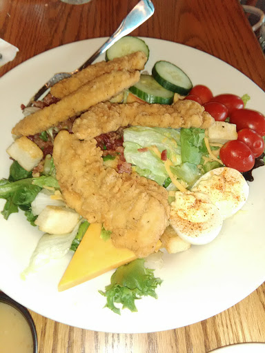 American Restaurant «Cracker Barrel Old Country Store», reviews and photos, 145 Prospect Hill Rd, East Windsor, CT 06088, USA