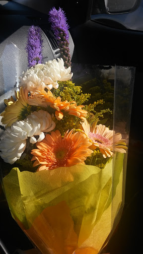 Florist «Absolutely Flowers & Balloons», reviews and photos, 10900 Westminster Ave # 4, Garden Grove, CA 92843, USA