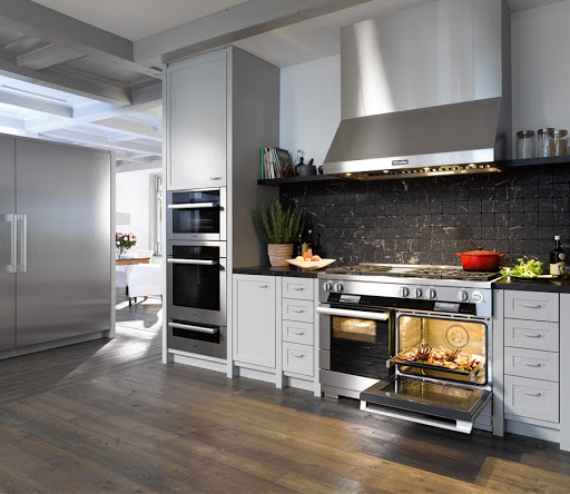 Universal Appliance and Kitchen Center image
