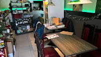 Atmosphère du Restaurant vietnamien Le Lotus d'or à Martigues - n°2