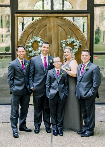 Bridal Shop «MK Bridal», reviews and photos, 1255 W Battlefield Rd, Springfield, MO 65807, USA