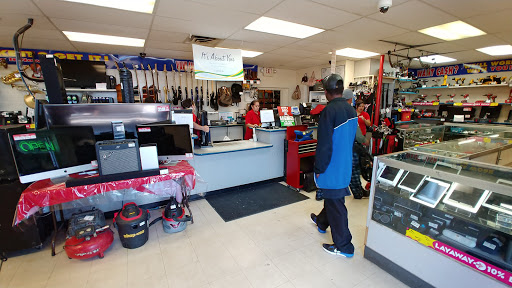 Pawn Shop «EZPAWN», reviews and photos, 105 University Ave, Lubbock, TX 79415, USA