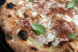 Caruso’s Pizza image