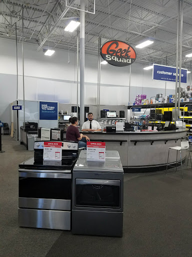 Electronics Store «Best Buy», reviews and photos, 12909 Shops Pkwy, Bee Cave, TX 78738, USA
