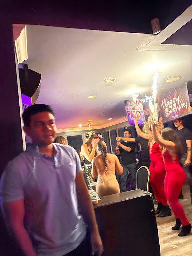 Night Club «Mister East», reviews and photos, 2401 Wood Ave, Roselle, NJ 07203, USA