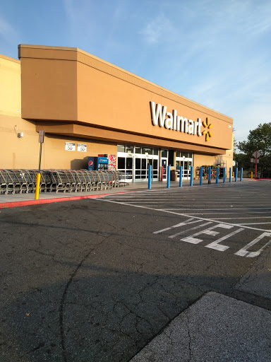Discount Store «Walmart», reviews and photos, 2399 North Point Blvd, Dundalk, MD 21222, USA