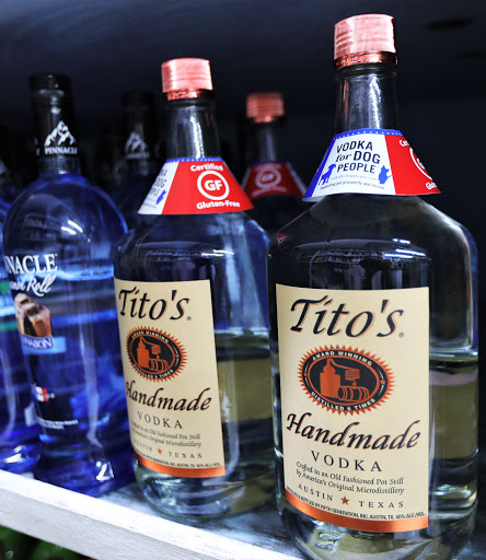 Liquor Store «Peachtree Package Store», reviews and photos, 300 Peachtree St NE # Cs1, Atlanta, GA 30308, USA