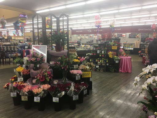 Grocery Store «Tom Thumb», reviews and photos, 4112 N Josey Ln, Carrollton, TX 75007, USA