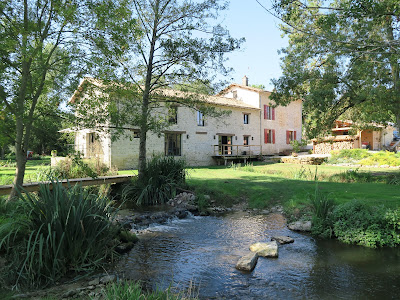 le moulin de charzay à Melle