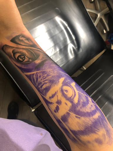 Tattoo Shop «Heart & Dagger Tattoo», reviews and photos, 239 Chambersbridge Rd B, Brick, NJ 08723, USA