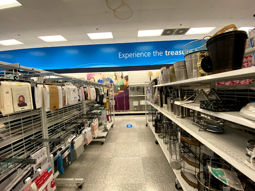 Shopping Mall «Creeks at Virginia Centre», reviews and photos, 9850 Brook Rd, Glen Allen, VA 23059, USA