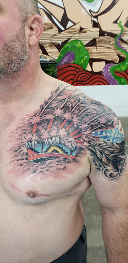 Tattoo Shop «Red Shores Tattoo Co.», reviews and photos, 2909 Baldwin St, Houston, TX 77006, USA