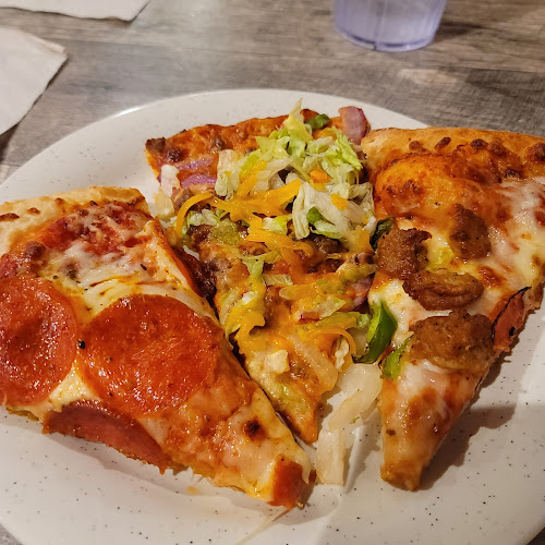 #7 best pizza place in Hendersonville - Pizza Ranch