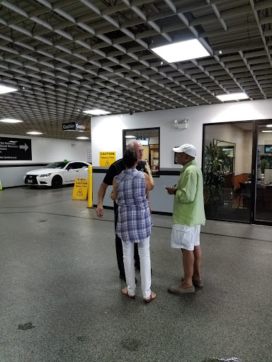 Lexus Dealer «McGrath Lexus of Chicago», reviews and photos, 1250 W Division St, Chicago, IL 60642, USA