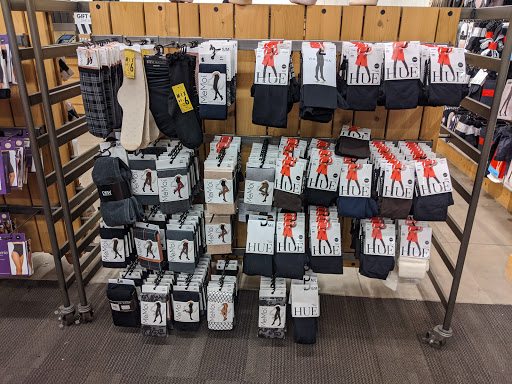 Shoe Store «DSW Designer Shoe Warehouse», reviews and photos, 2316 Monument Blvd, Pleasant Hill, CA 94523, USA