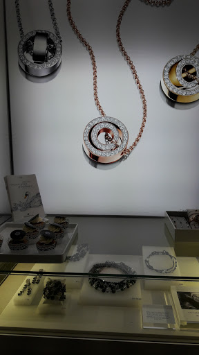 Jewelry Store «Swarovski», reviews and photos, 734 Lincoln Rd, Miami Beach, FL 33139, USA