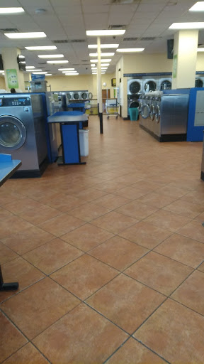 Laundromat «SpinZone Laundry North 24/7», reviews and photos, 6307 Cameron Rd, Austin, TX 78723, USA
