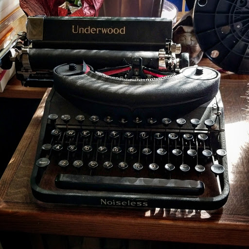 Used Book Store «Loganberry Books», reviews and photos, 13015 Larchmere Blvd, Cleveland, OH 44120, USA