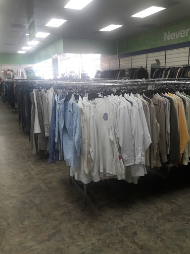 Thrift Store «Goodwill, Serving the People of Southern Los Angeles County», reviews and photos, 800 W Pacific Coast Hwy, Long Beach, CA 90806, USA