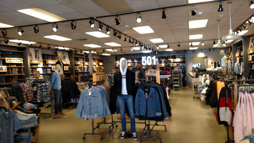 Levis Outlet Store image 2
