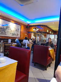 Atmosphère du Restaurant chinois Le Phénix à Trouville-sur-Mer - n°9