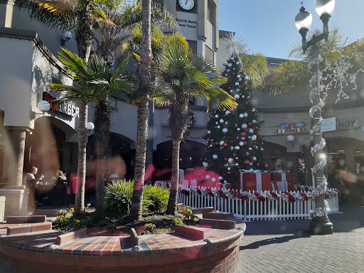 Dessert Shop «The Funnel House», reviews and photos, 205 Main St, Huntington Beach, CA 92648, USA