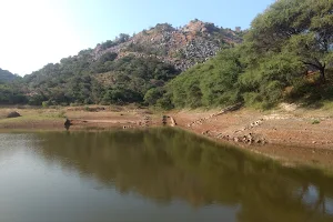 Velalagundam Lake image