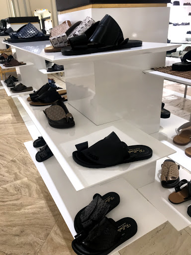 قصر الأحذية