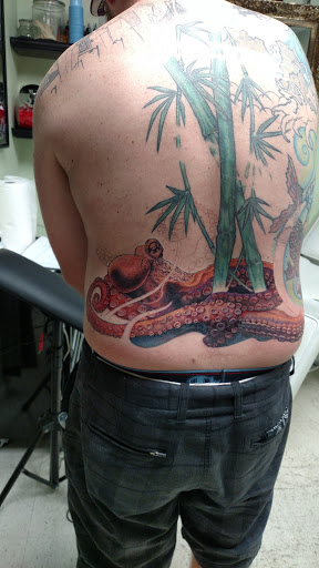 Tattoo Shop «Redemption Tattoo Parlour», reviews and photos, 21 W Market St, Newport, DE 19804, USA