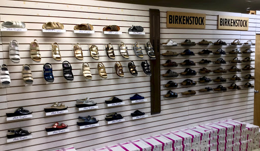 Shoe Store «Shoe Warehouse», reviews and photos, 933 Airport Pulling Rd S, Naples, FL 34104, USA