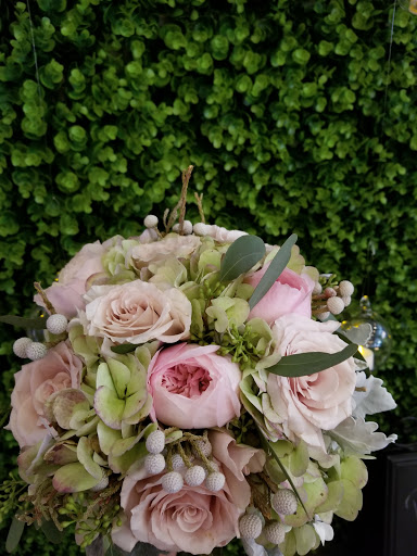 Florist «Parisian Bridal & Flowers», reviews and photos, 7924 Gateway Blvd E #150a, El Paso, TX 79915, USA